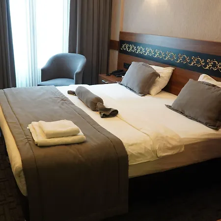 Bern Hotel 3*